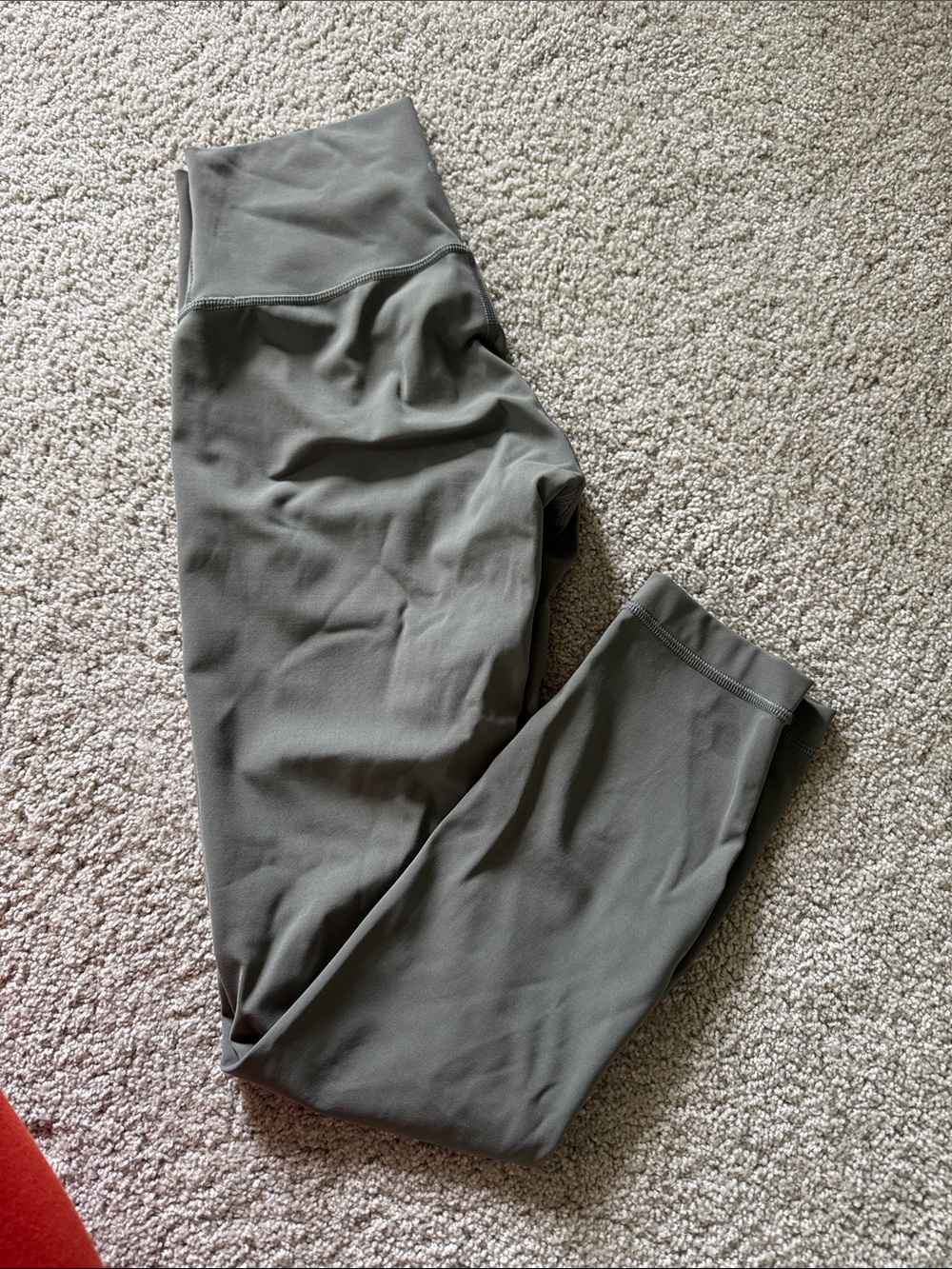 LULULEMON Green Luxtreme 7/8 Leggings 4/XS